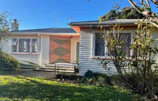 5 Repo St, Paraparaumu