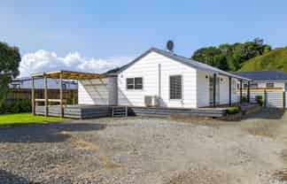 10 Hooper Street, Tamarau