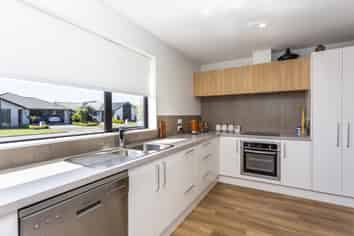 37 Whitburn Ave , Halswell