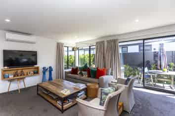 37 Whitburn Ave , Halswell