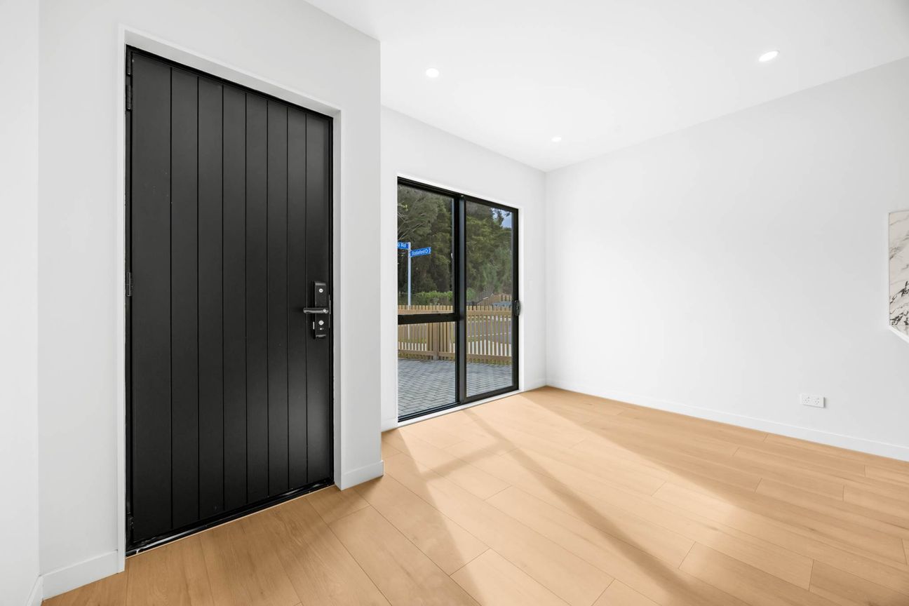 Versatile Family Living with Ground-Floor Master - Vista 6