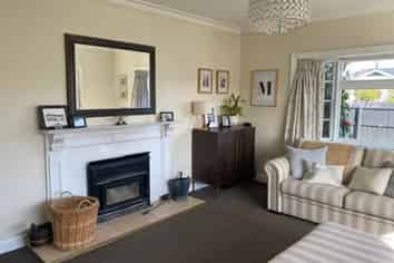 94 Mays Road, Saint Albans