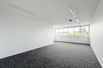 MODERN c.51M2 OFFICE SPACE | TENANCY 2 