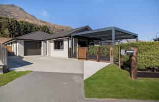 26 Violet Way, Lower Shotover