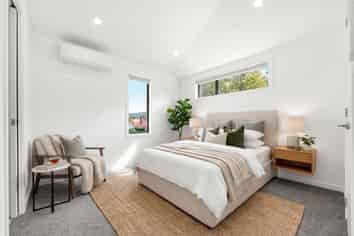 11/323 Riverside Drive, Waterloo