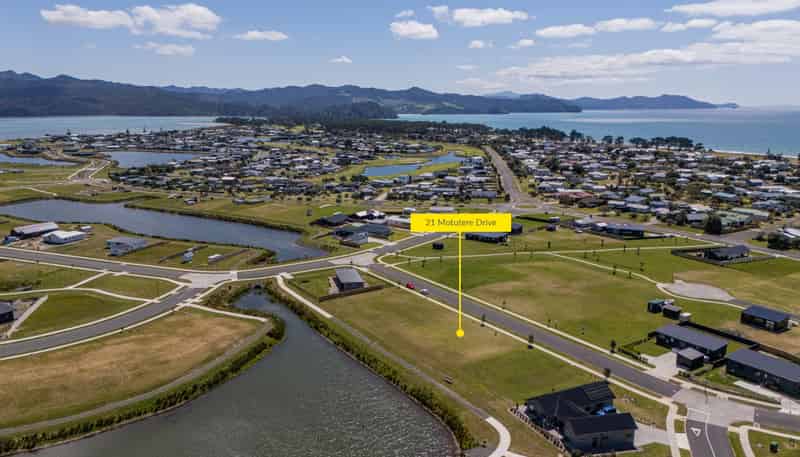 21 Motutere Drive, Matarangi