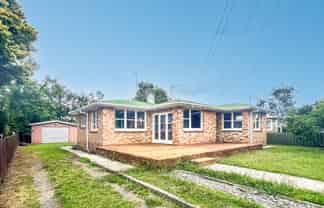 6 Resolute Way, Papakura