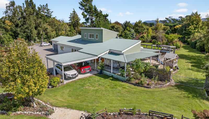 247 Chester Road, Carterton