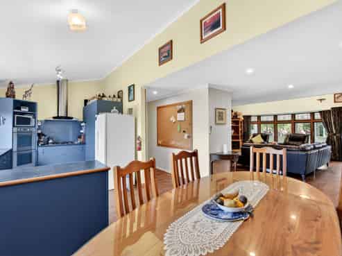 247 Chester Road, Carterton