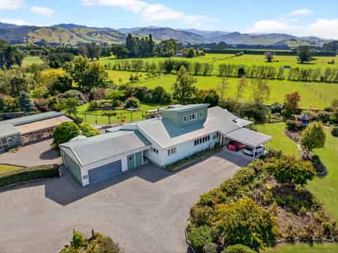 247 Chester Road, Carterton