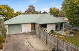 2/75 Mclauchlan Street, Springlands