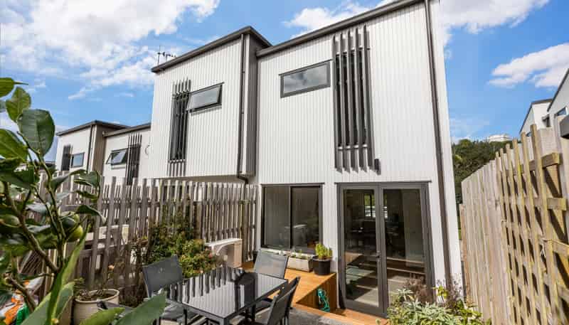 7/23 Middleton Road, Johnsonville