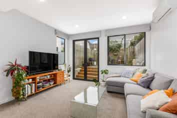 7/23 Middleton Road, Johnsonville