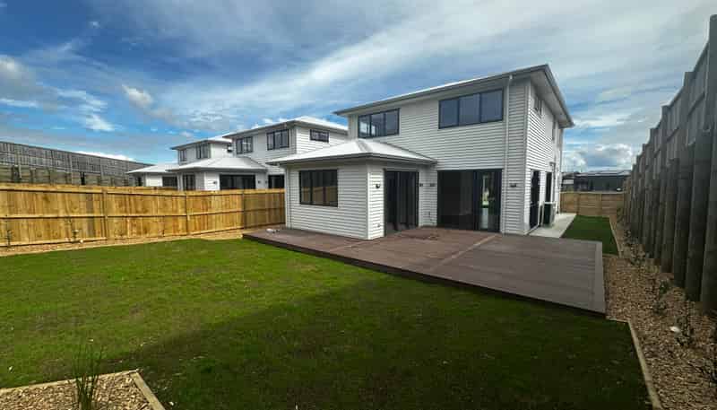 19 Kowaitau Avenue, Beachlands