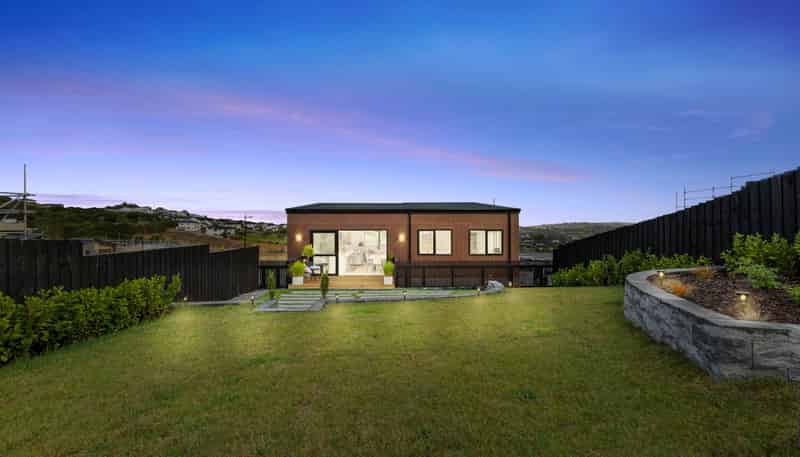 18 Ara Taha Crescent, Orewa