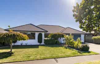 21 Pinotage Drive, Greenmeadows