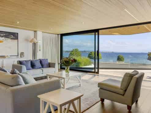 2 Pataka Road, Taupo