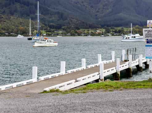 1694a Queen Charlotte Drive, Linkwater