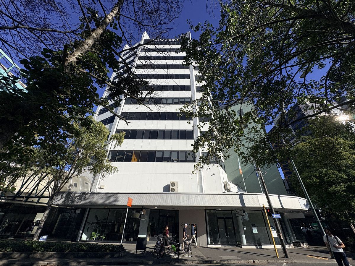 Full floor opportunity