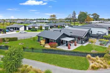 9 Godley Place, Woodend