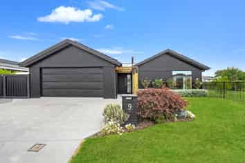 9 Godley Place, Woodend