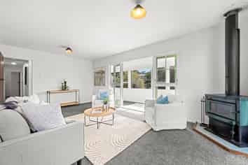 3 Eastview Grove, Normandale