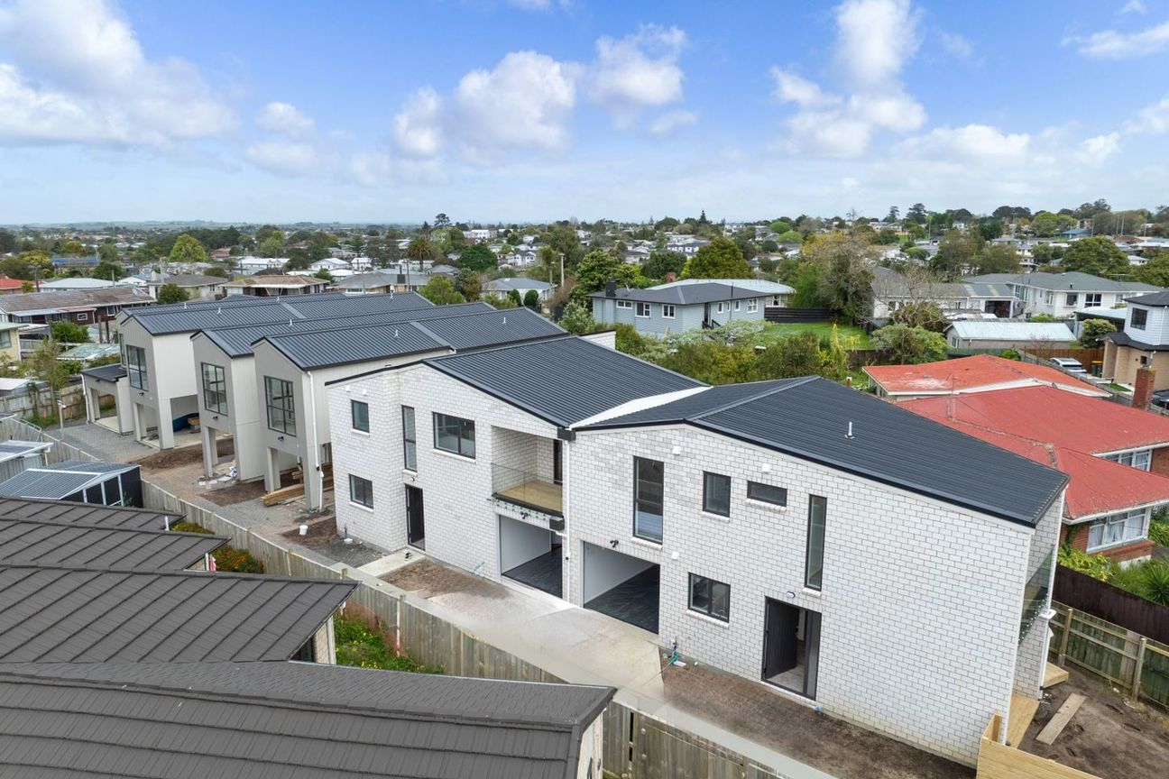 Owner Instructs - SELL! - Vista 3