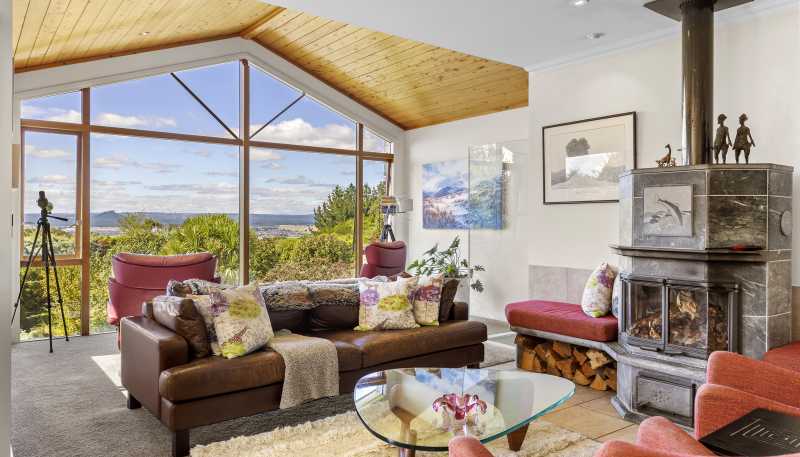 534 Gillespie Place, Acacia Bay