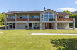 Luxury lifestyle & income potential