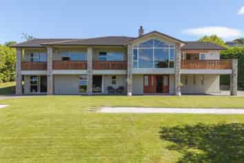 Luxury lifestyle & income potential