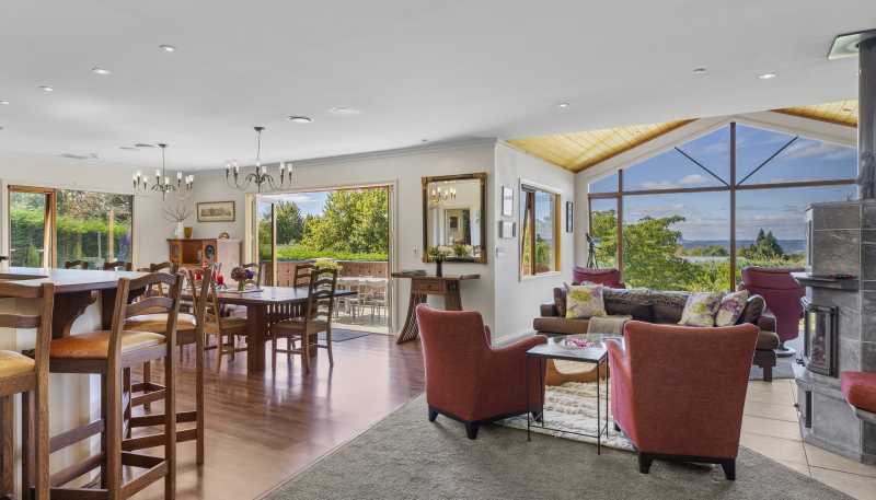 534 Gillespie Place, Acacia Bay