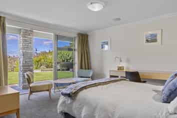 Luxury lifestyle & income potential