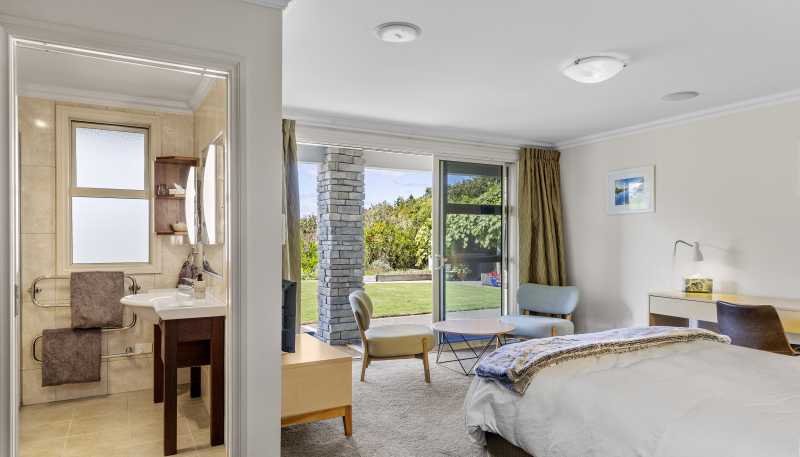 534 Gillespie Place, Acacia Bay