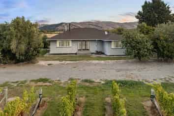 686 Dillons Point Road, Redwood Pass