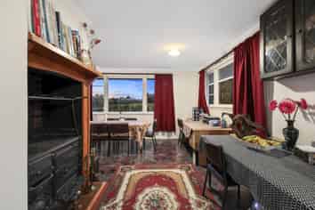 686 Dillons Point Road, Redwood Pass