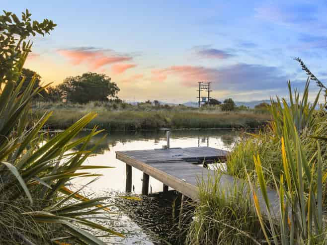 686 Dillons Point Road, Redwood Pass