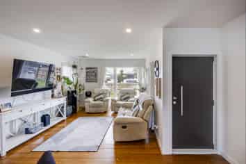 210 Tudor Avenue, Mayfair