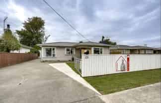 210 Tudor Avenue, Mayfair