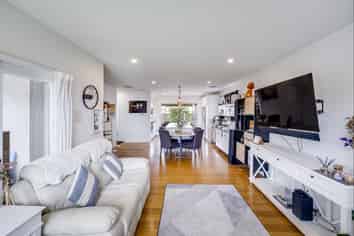 210 Tudor Avenue, Mayfair