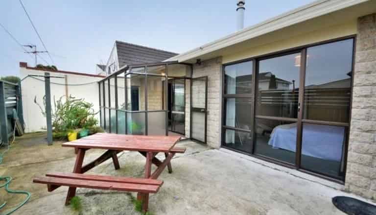 B/27 Prince Albert Road, Saint Kilda