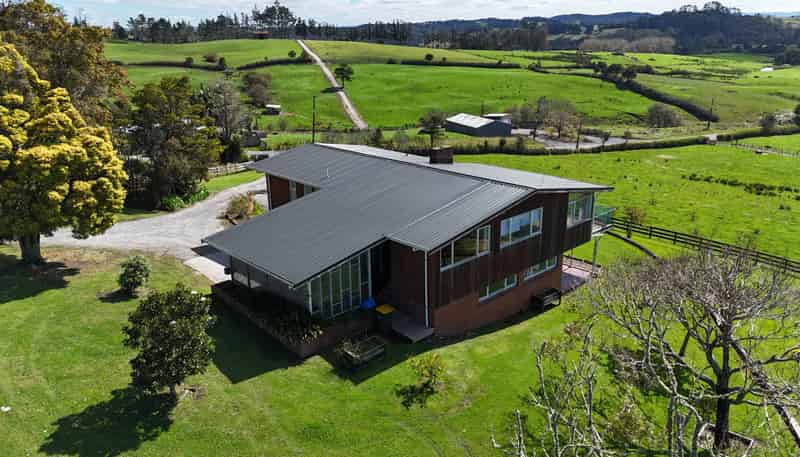 123 Whakapirau Road, Wellsford