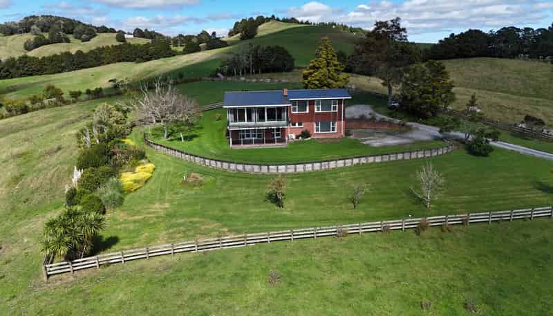 123 Whakapirau Road, Wellsford