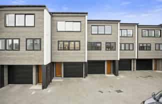 4/315 Highgate , Roslyn