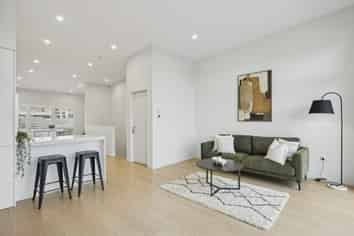 4/315 Highgate , Roslyn