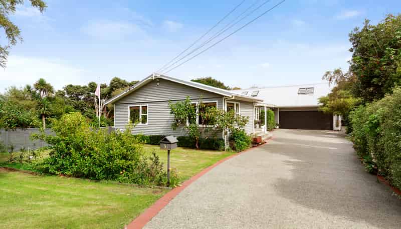 12 Edwin Street, Belmont