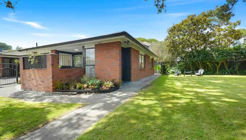 1A Lewin Road, Epsom