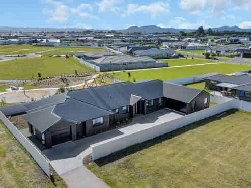 10 Hauhou Lane, One Tree Point