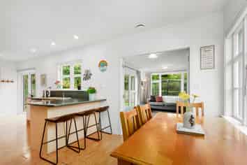 8 Lees Grove, Wainuiomata