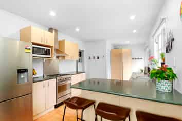 8 Lees Grove, Wainuiomata