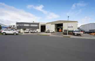 CBRE | Versatile Industrial Opportunity